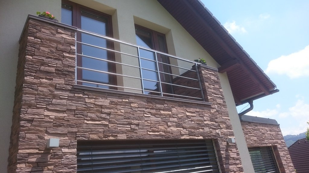 Nerezový balkón