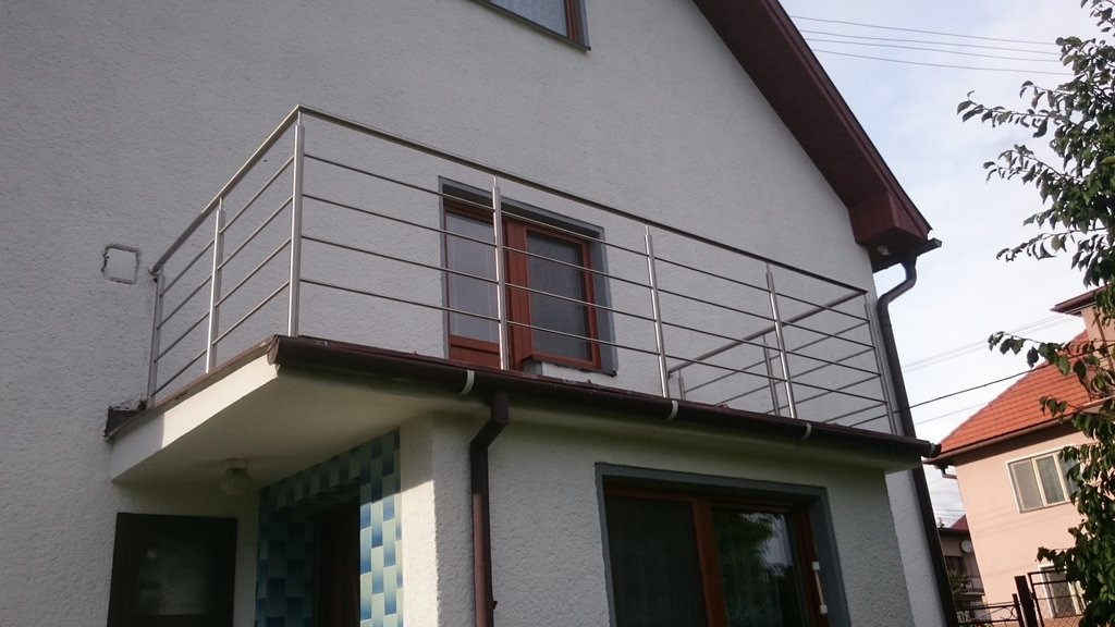 Nerezový balkón